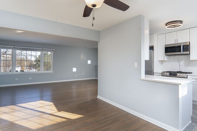 Building Photo - 317 Burlington Ave