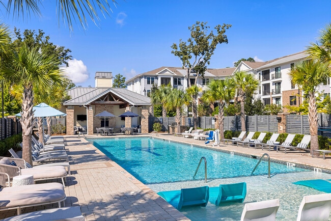Building Photo - The Haven at Indigo Square