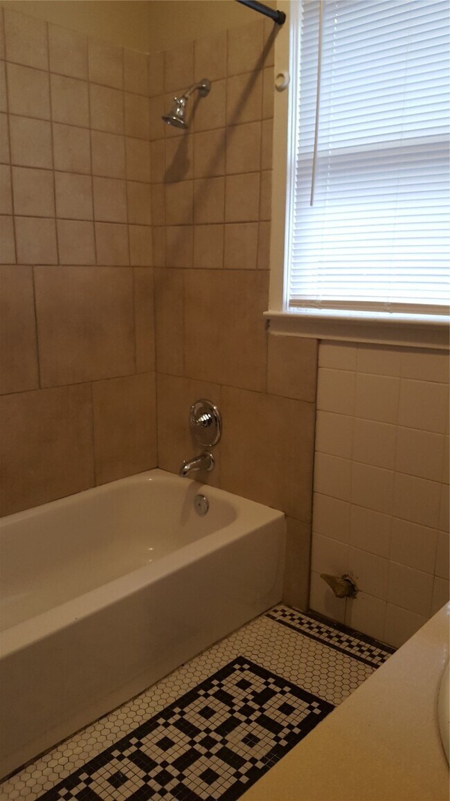 Foto del edificio - 5011 Lindsay St