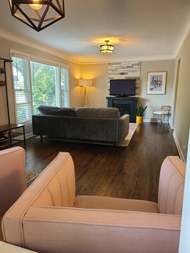 Foto del edificio - 6617 Vincent Ave S