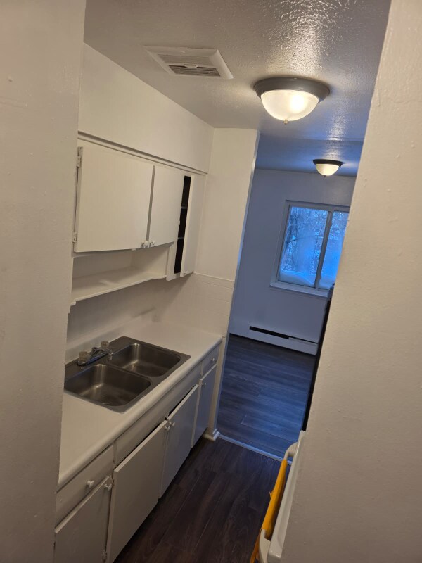 Foto del edificio - 3265 E 143rd St