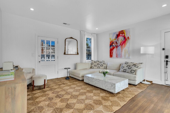 Photo - 88 Peachtree Memorial Dr NW Apartment