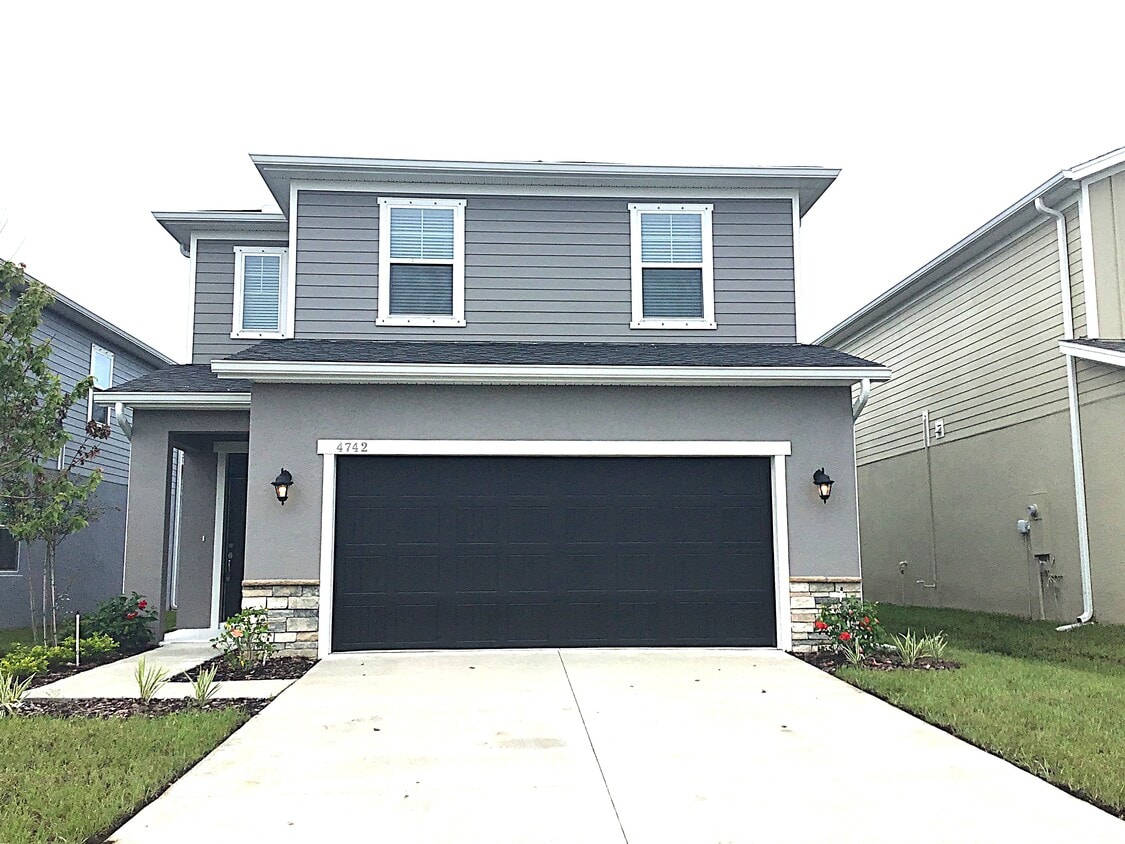 Foto principal - 4742 Reisswood Loop