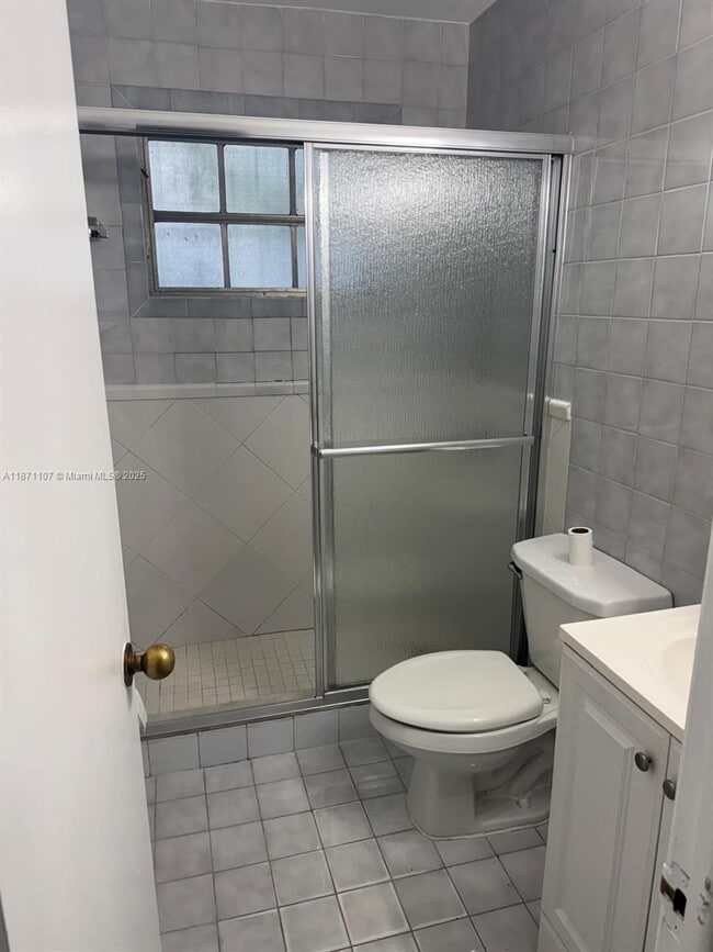 Foto del edificio - 3445 NW 2nd Terrace