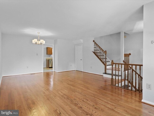 Building Photo - 40 Carriage House Cir