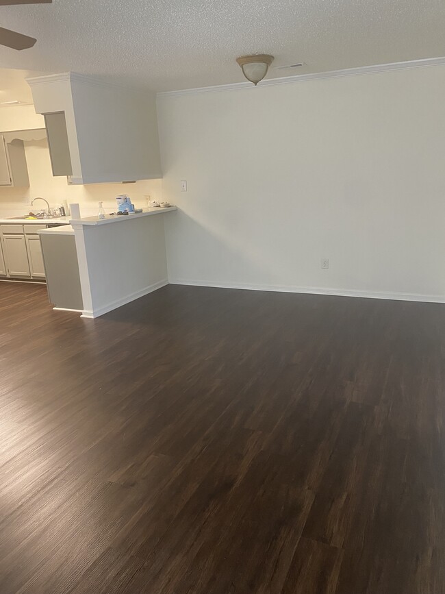 Dining Area - 2 Cooper Dr