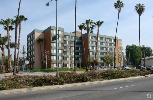Foto del edificio - Vistas Apartments