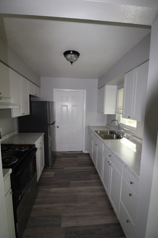 Foto del edificio - 2105 Blossom Ct