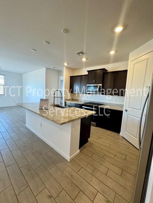 Foto del edificio - Beautiful Upgraded home in San Tan Groves