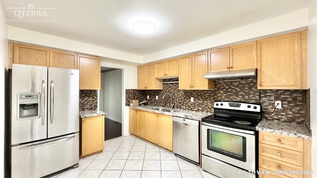 Building Photo - 30 Caruso Dr