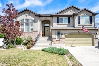 Building Photo - 980 Woodstock Dr