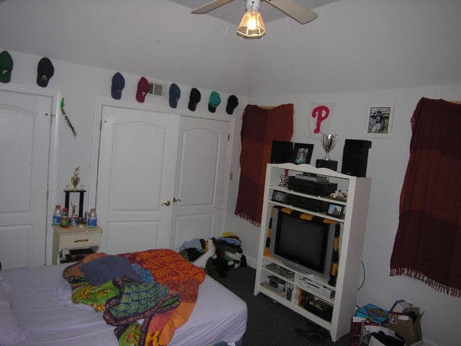 Building Photo - 3883 Manayunk Ave