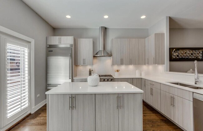 Foto del edificio - 111 S Aberdeen St