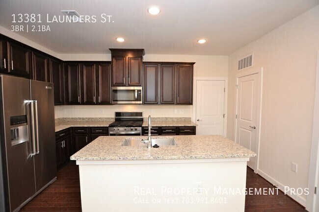 Foto del edificio - 13381 Launders St