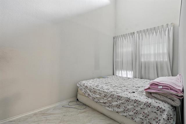 Foto del edificio - 2800 Keller Springs Rd