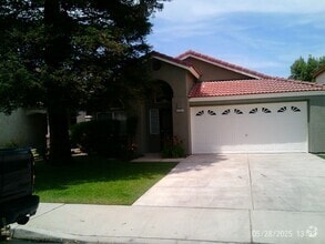 Building Photo - 8304 Black Knot Ct