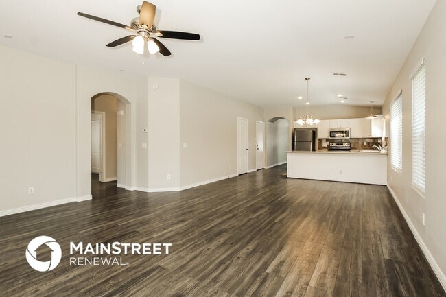 Building Photo - 3224 S 92nd Dr