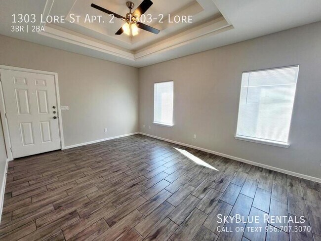 Building Photo - 1303 Lore Dr