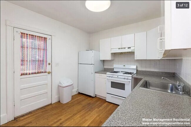 Foto del edificio - 40 Montfern Ave
