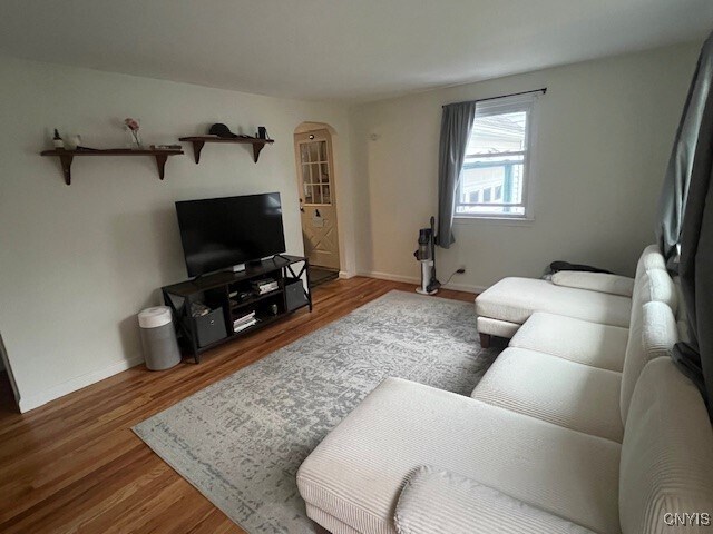 Foto del edificio - 302 Twin Elms Ln