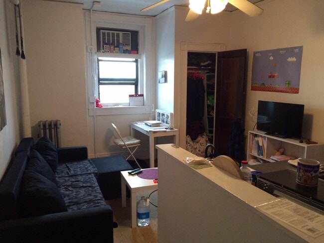Building Photo - 46 Saint Germain St