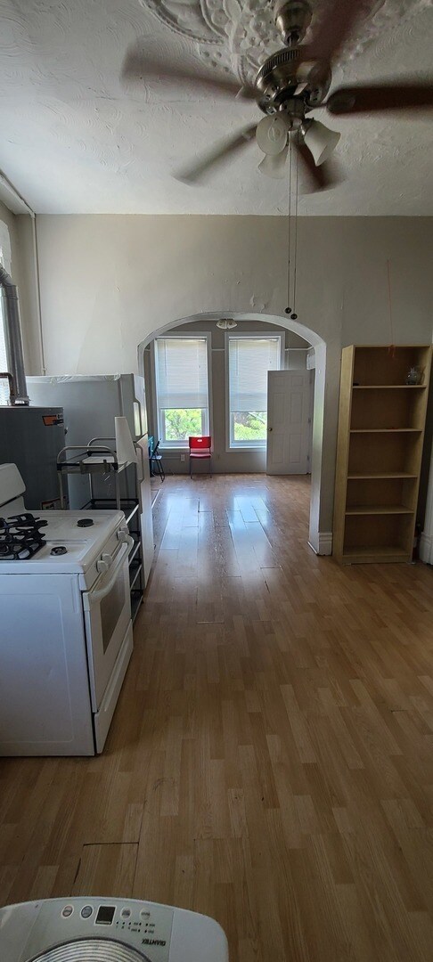 Foto del edificio - 1149 W Taylor St