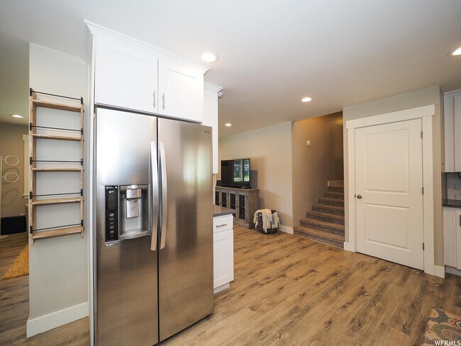 Foto del edificio - 363 E Mountain View Dr