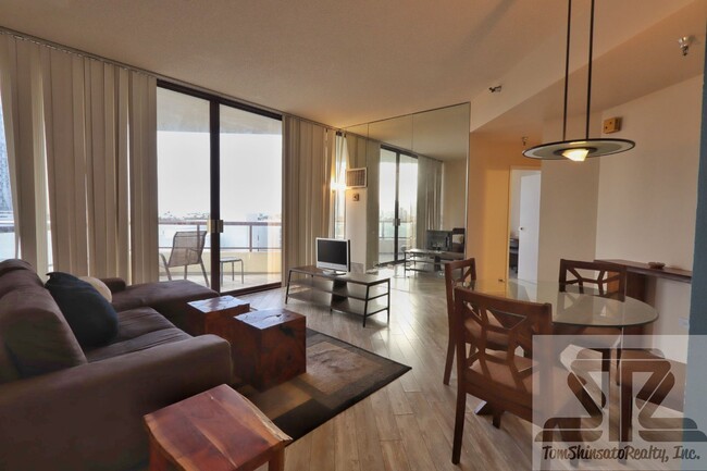 Foto del edificio - 2 bedroom, 2 bath at Imperial Plaza!