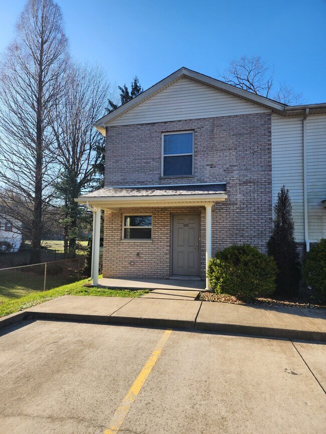 Foto del edificio - Willow View Townhouses