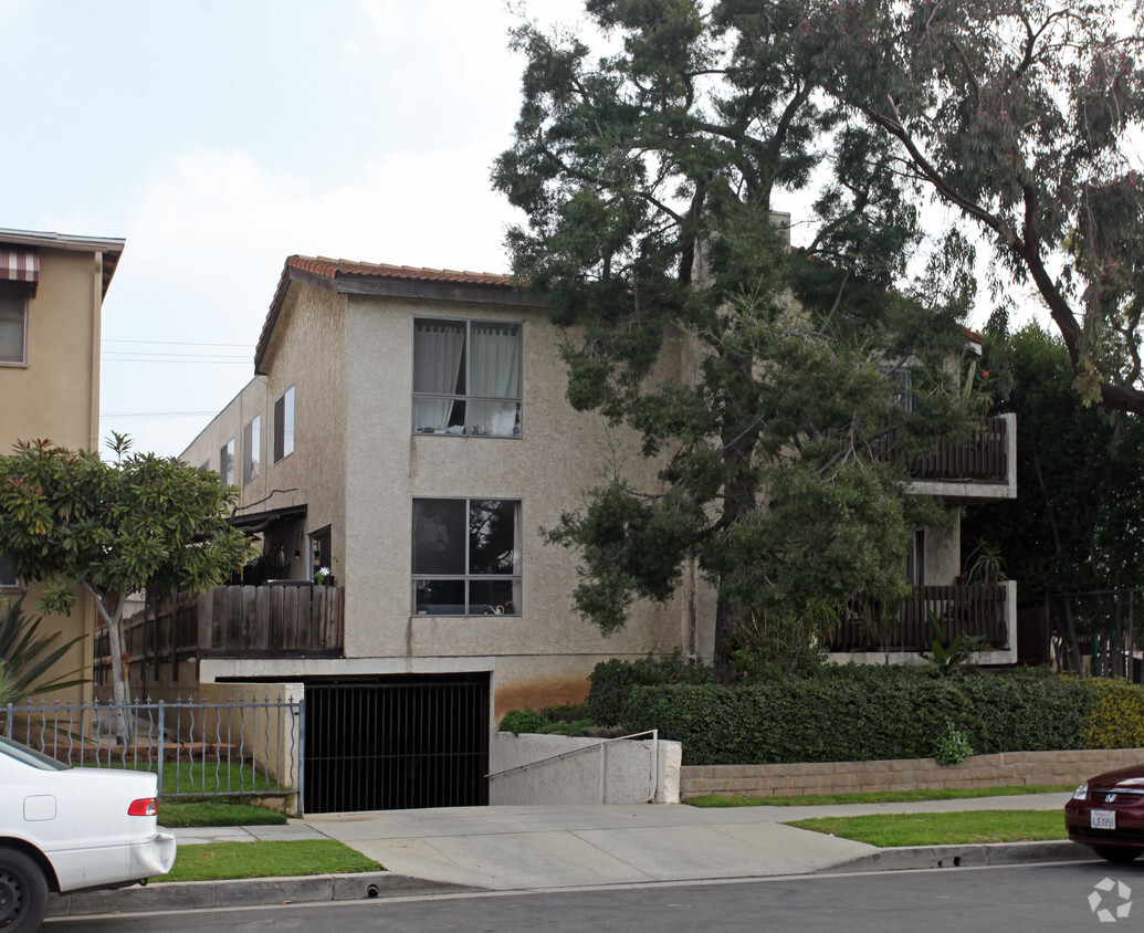 Primary Photo - 1543 19th St