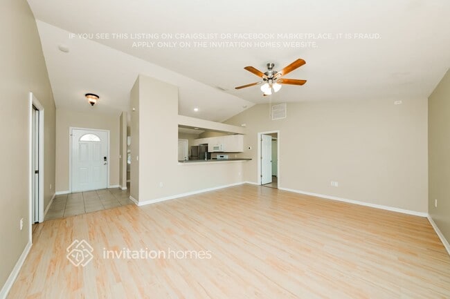 Foto del edificio - 4923 23rd St E