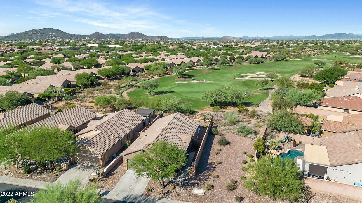 Primary Photo - 40332 N Bell Meadow Trail