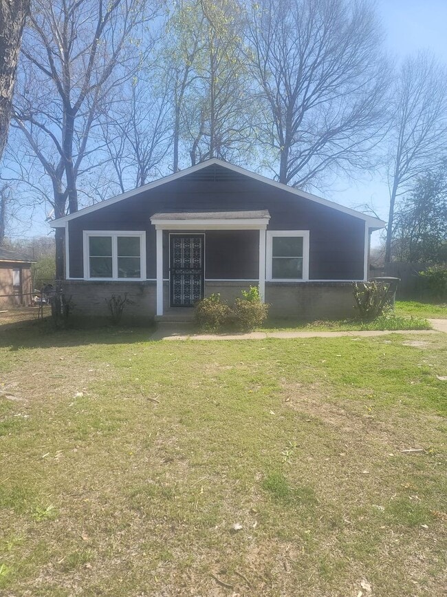 Building Photo - 3690 FORD