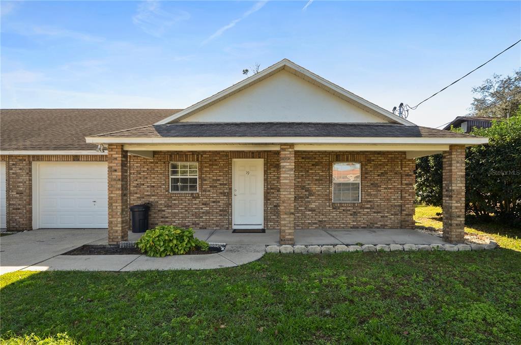 17 Dogwood Trail, DeBary, FL 32713 Townhome Rentals in DeBary FL