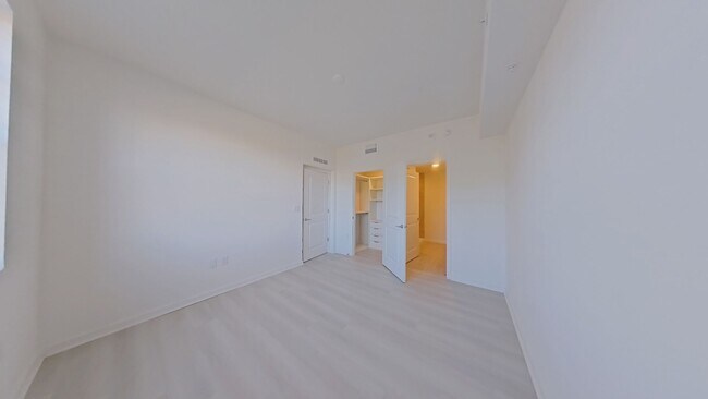 Foto del edificio - 2 Bed / 2 Bath Condo for Rent in Millenia Park – Orlando