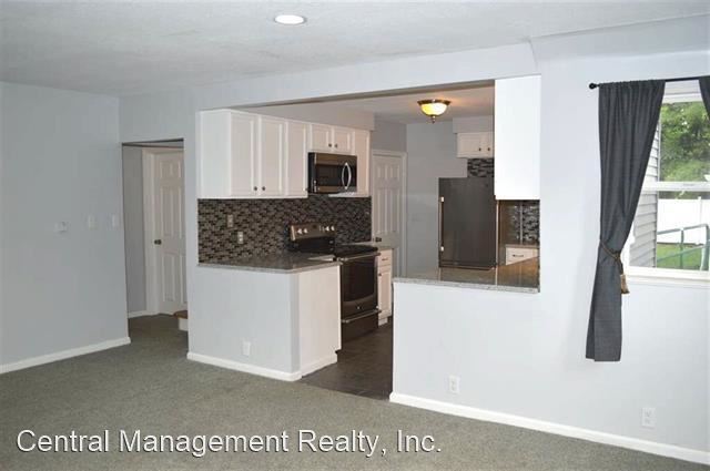 Building Photo - 3 br, 2.5 bath House - 1507 Rockne Dr.