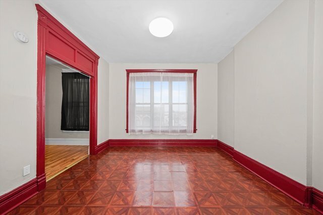 Foto del edificio - 2140 W Cermak Rd
