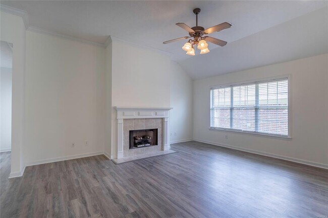 Building Photo - 8978 Stoneridge Pl
