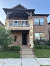 Building Photo - 1127 Ivy Charm Way