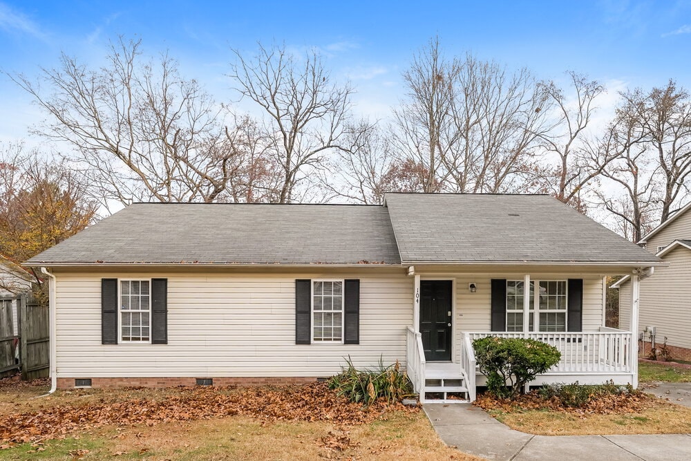 Primary Photo - 104 James Ave