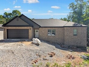 Building Photo - 284 Stoneykirk Dr