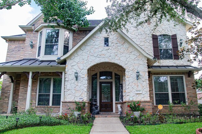 Building Photo - 9006 Stones Throw Ln