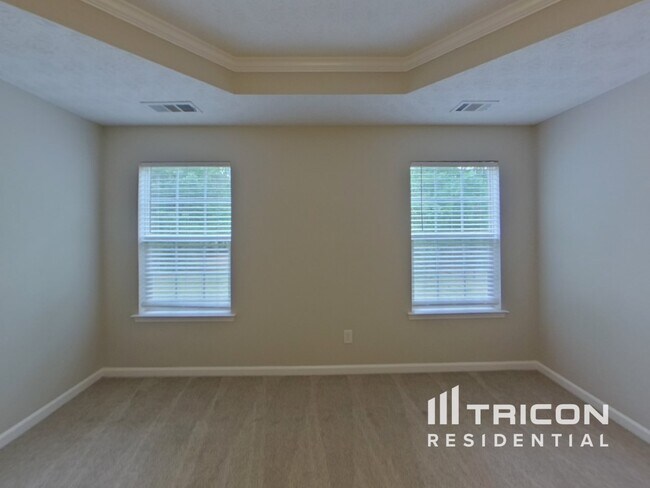 Foto del edificio - 10 Shadowbrook Ln