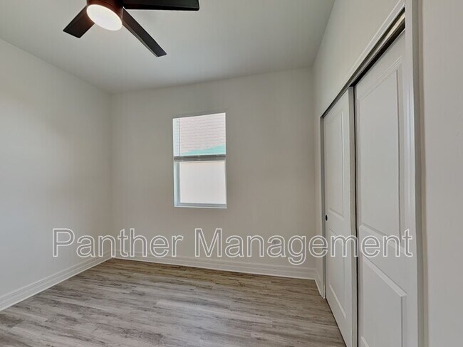 Building Photo - 16040 Galiano Ct