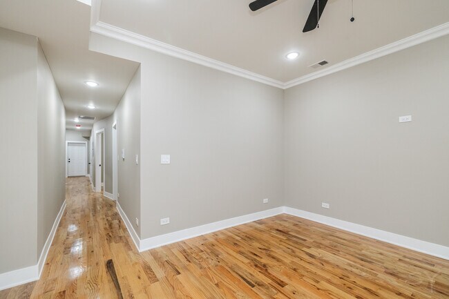 Building Photo - 6338 S Vernon Ave