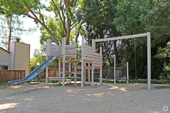 Foto del edificio - Olivewood Apartments
