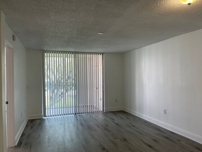 Foto del edificio - 19729 SW 114th Ave