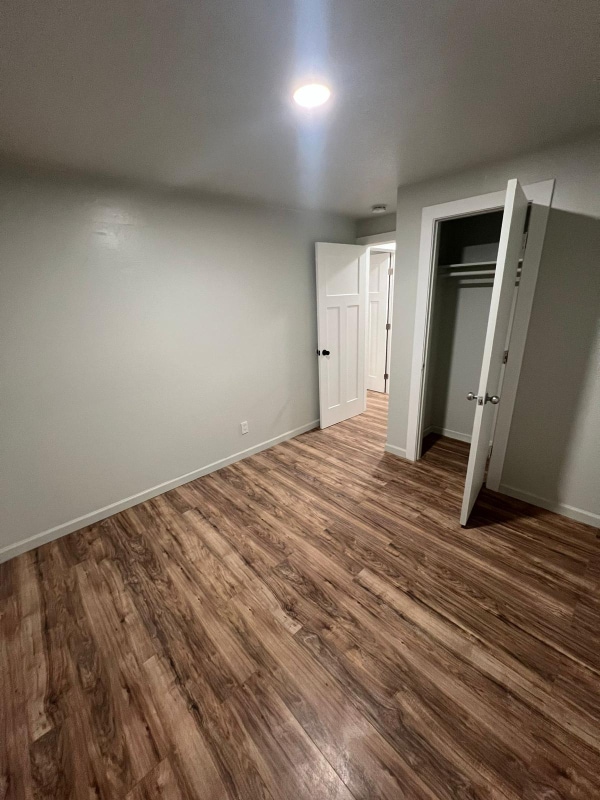 Building Photo - 2415-2417 E 20th St