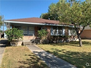Building Photo - 606 Hopper Dr