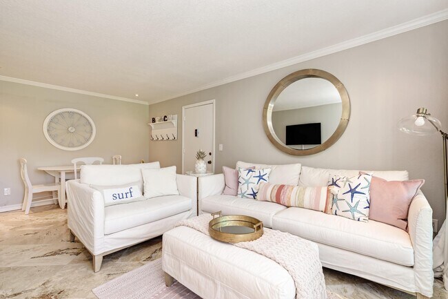 Living room - 5683 Midnight Pass Rd